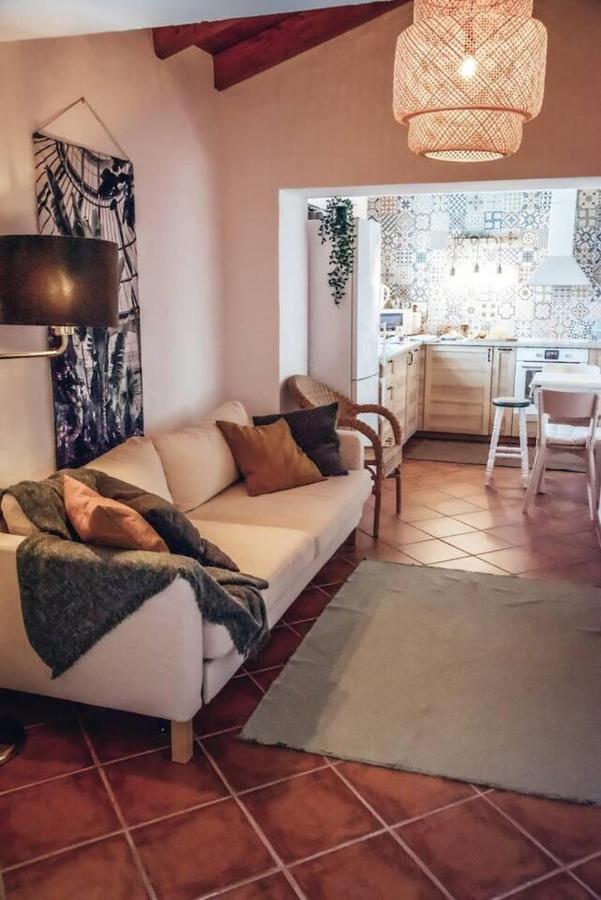 Cosy Farmhouse Quinta Da Eira 140 Years Old Лоуле Екстериор снимка