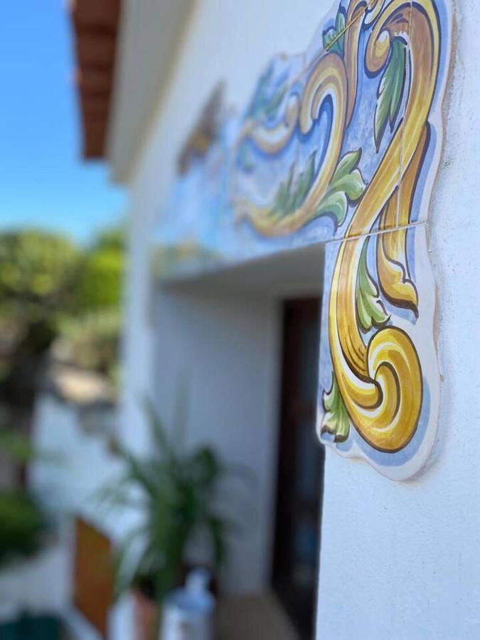 Cosy Farmhouse Quinta Da Eira 140 Years Old Лоуле Екстериор снимка