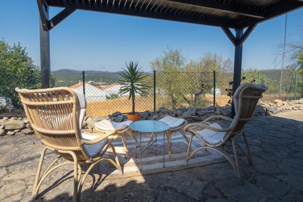 Cosy Farmhouse Quinta Da Eira 140 Years Old Лоуле Екстериор снимка